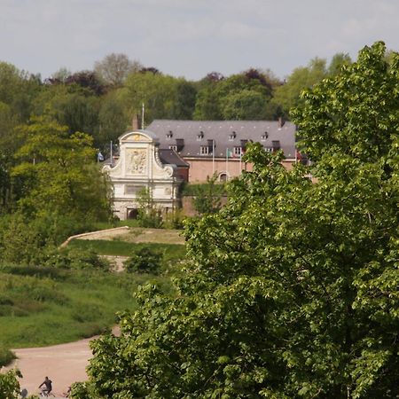 L'Esplanade Lille Bed & Breakfast Екстериор снимка